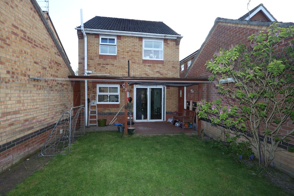 Rear- click for photo gallery